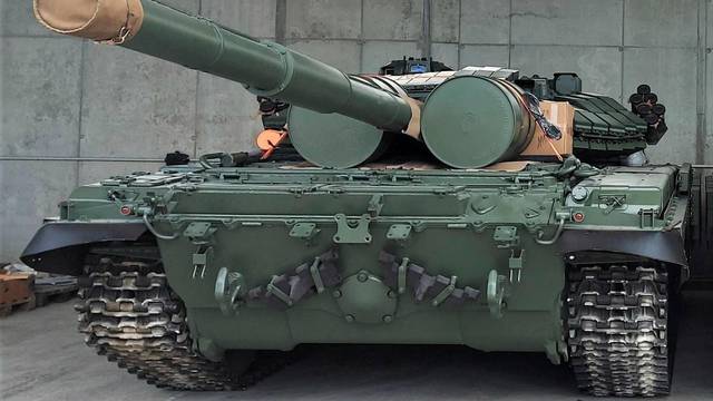Czech citizens raise $1.3 mln for modernised tank for Ukraine