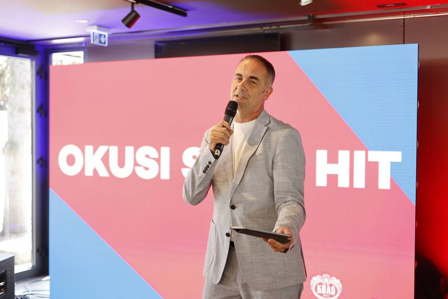 Kraš spaja omiljene okuse i bezvremenske stihove:  Dorina - Okusi svoj hit!