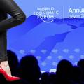 Druga strana foruma u Davosu: Dame no&cacute;i  zadovoljno 'trljaju' ruke, neke zaradile bogatstvo