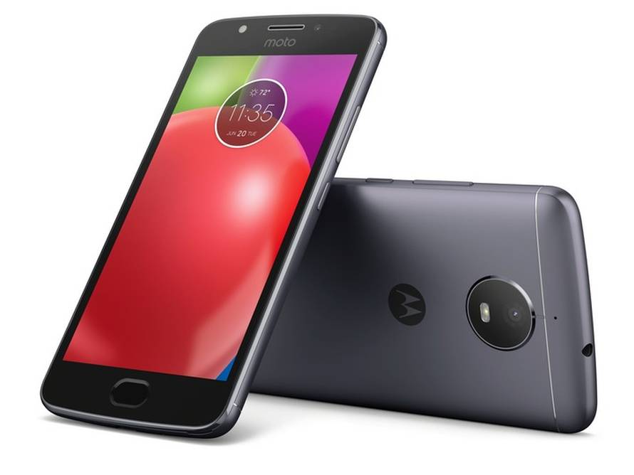 Moto E4: Snagator koji nosi poklone
