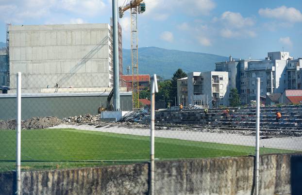 Bageri ušli na Kranjčevićevu, počela je rekonstrukcija legendarnog zagrebačkog stadiona