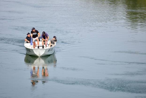 Donja Dubrava: Potraga za tijelom muškarca koji je skočio u Dravu i nije izronio