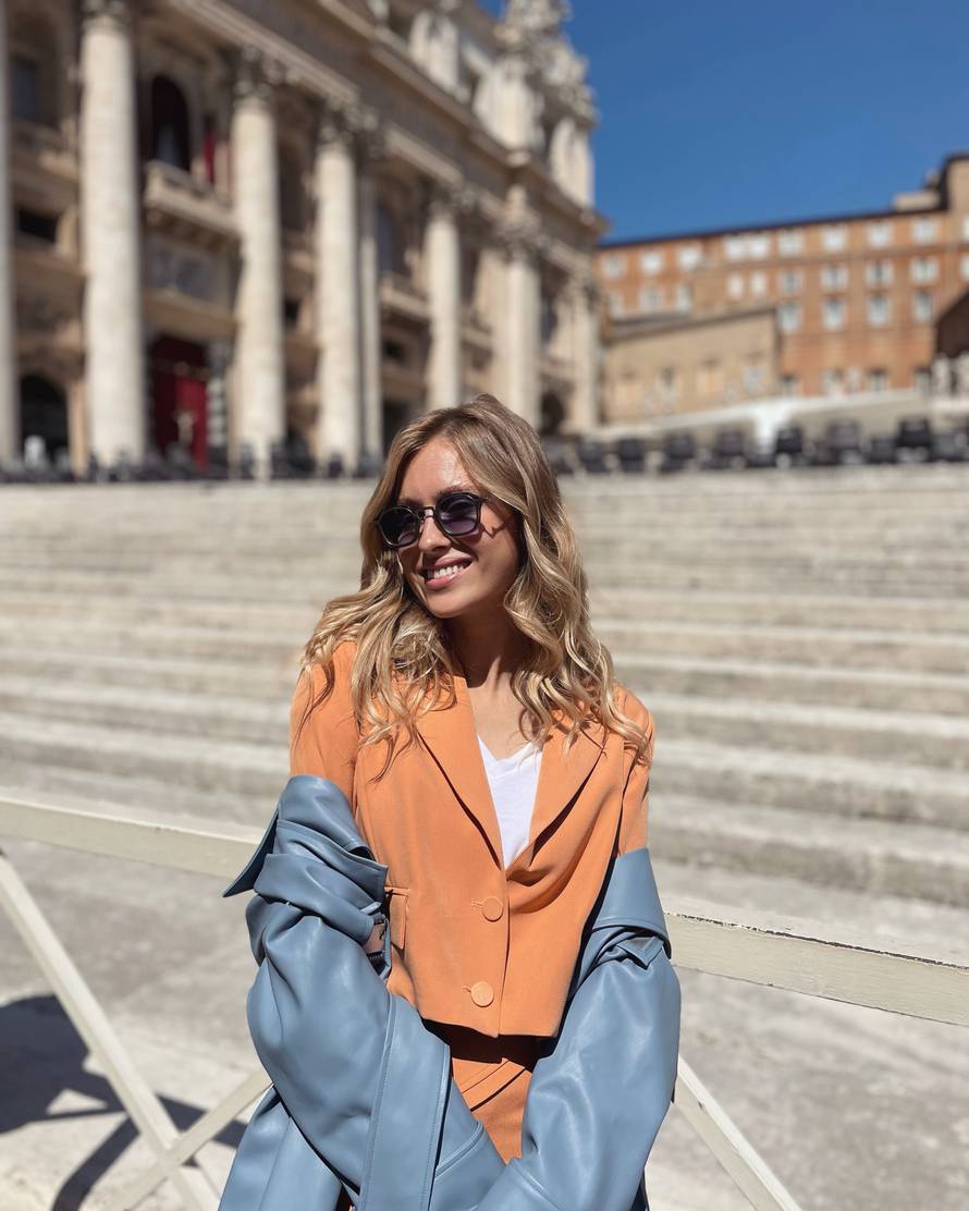 Domenica šokirala objavom iz bolničkog kreveta: 'Borim se'