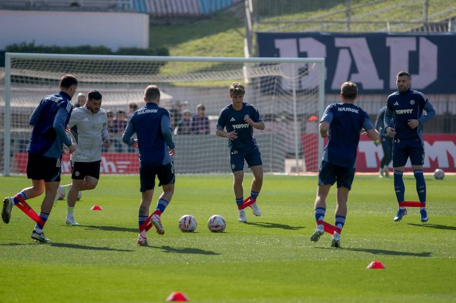 Split: Sve je spremno za početak utakmice između Hajduka i Dinama