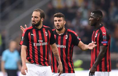 Koštali ih transferi: Milan je odustao od Europske lige...