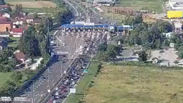 VIDEO Nesreća na autocesti A1, kolone  su prema moru. Policija objavila snimku iz helikoptera