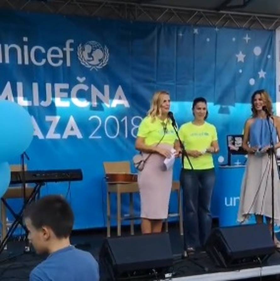 Trudnica na utrci: Nevena je trbuh naglasila uskom haljinom