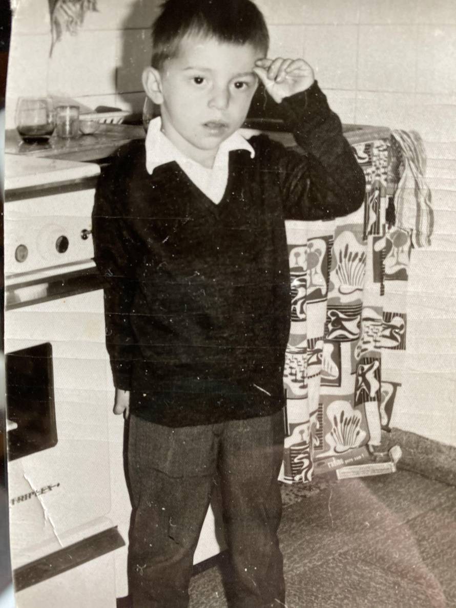 Zuhra: I ja sam bio palčić. Imao sam tanke nogice poput goluba