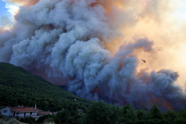 Wildfire in Krio Pigadi
