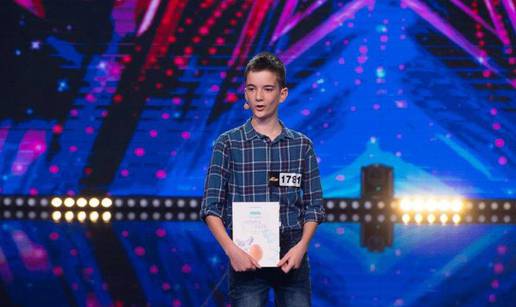 Andrej (13) sa svojom poezijom osvojio publiku 'Supertalenta'. Žiri: 'Ovo je bilo pregenijalno...'