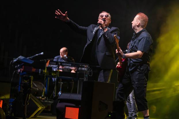 Osijek : Koncert Prljavog kazališta u SD Gradski vrt