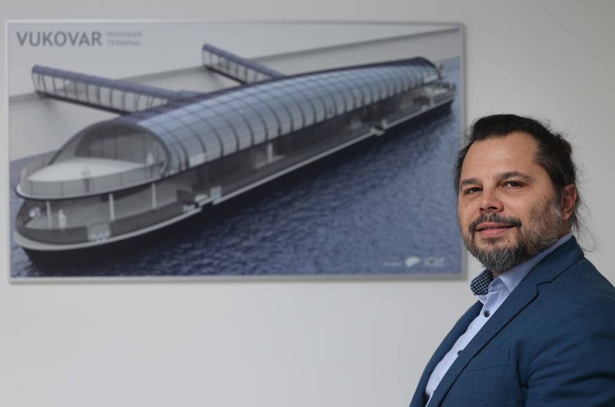 Zagreb: Predstavnik tvrtke iCat Tomislav Uroda