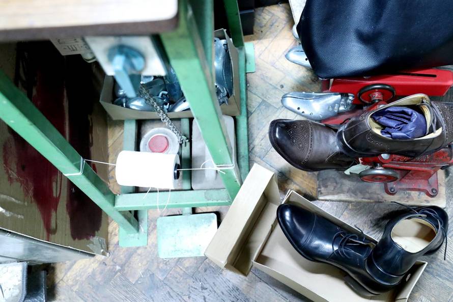 Savjeti postolara: Naučite kako ispravno mazati i čuvati cipele