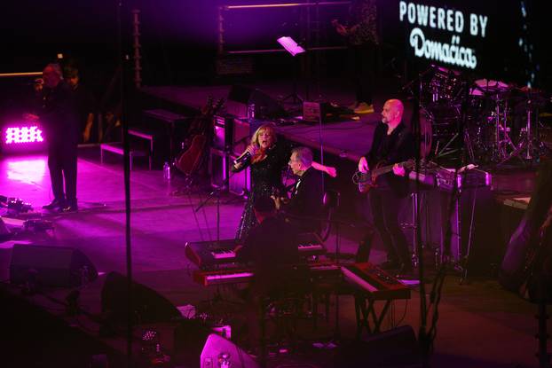 Zagreb: Održan je koncert Sanja, Marinko i Zec - 55 godina grupe Novi fosili