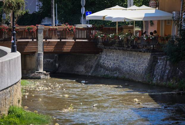 Visoke temperature ispraznile ulice Samobora