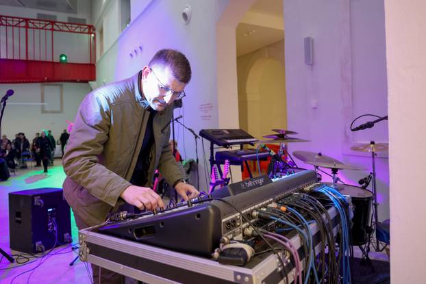 U Zadru održan Bal umirovljenika, zaplesao i ministar Šime Erlić