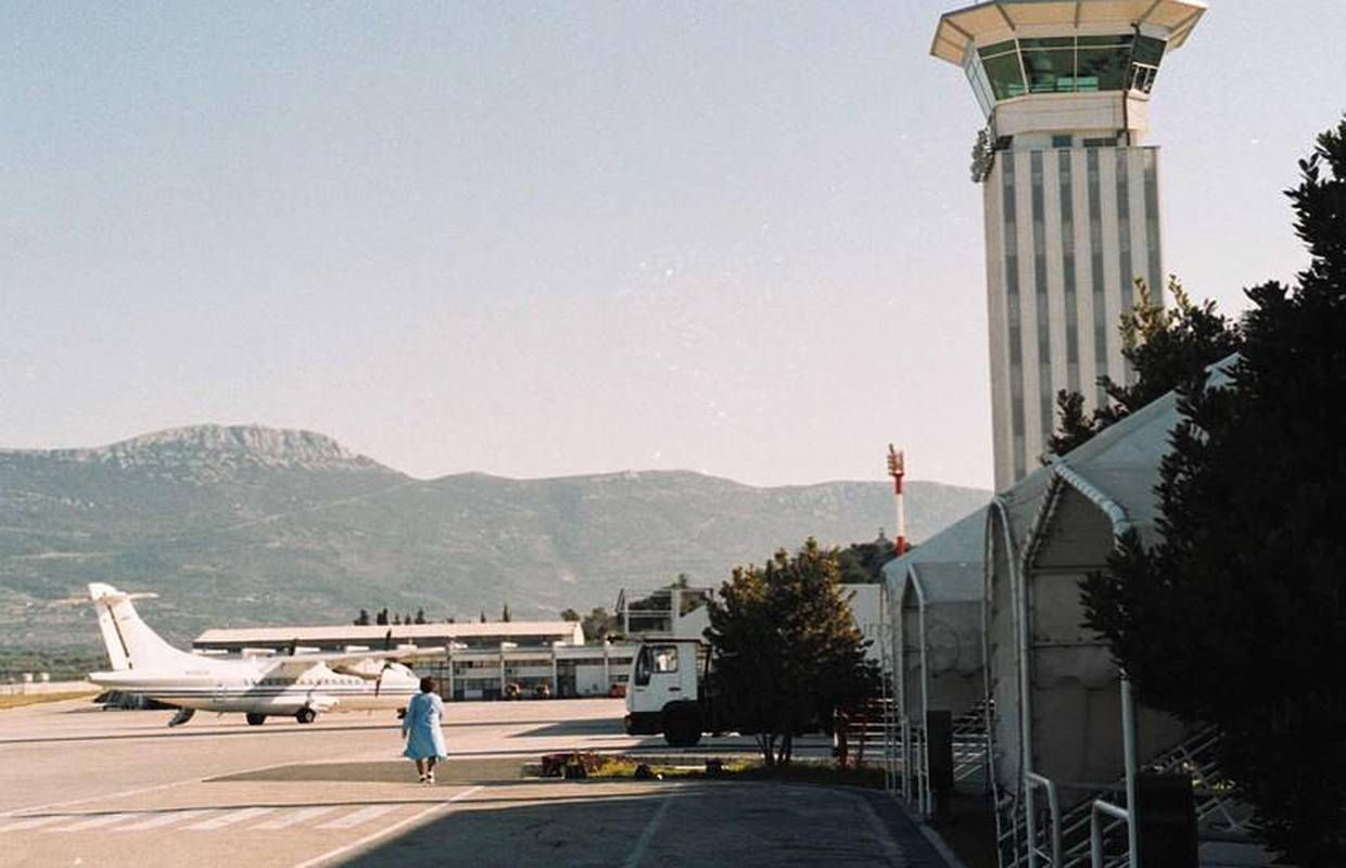 Split: Prisilno sletjeli jer je pozlilo putniku iz Prištine