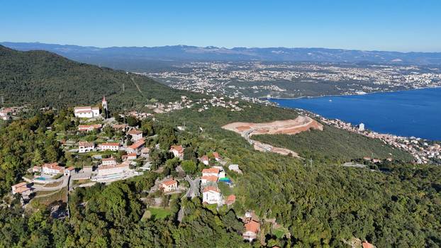 FOTO Kaštelet kod Opatije iz snova: Obnovili smo ga kako bismo očuvali obiteljske tajne