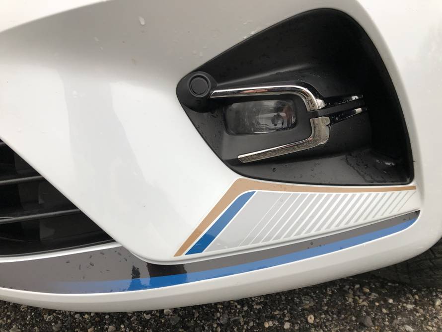 Hibridni Clio je drugačiji od konkurenata, ali i vrlo štedljiv