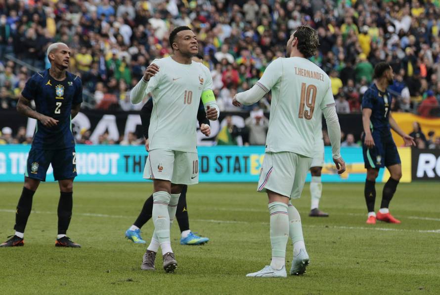 International Friendly - Brazil v France