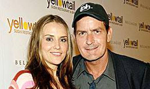 Charlie Sheen i Brooke su dobili blizance Maxa i Boba