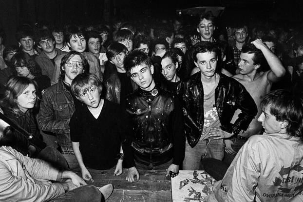 Mladi Mrle na nikad viđenim fotografijama: Ostao je jednako dlakav, slavni časopis ga odbio