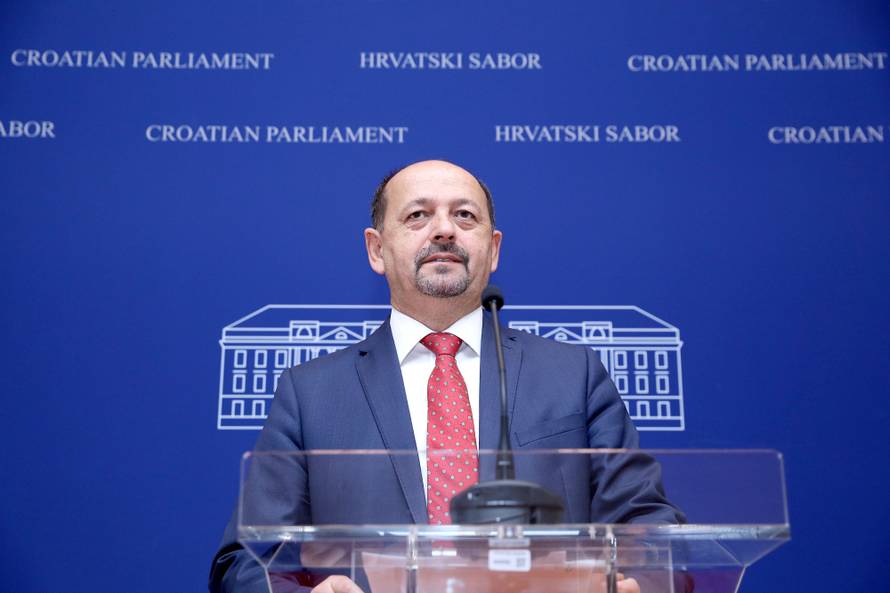 Zagreb: Ivan LovrinoviÄ odrÅ¾ao konferenciju za medije o HNB-u