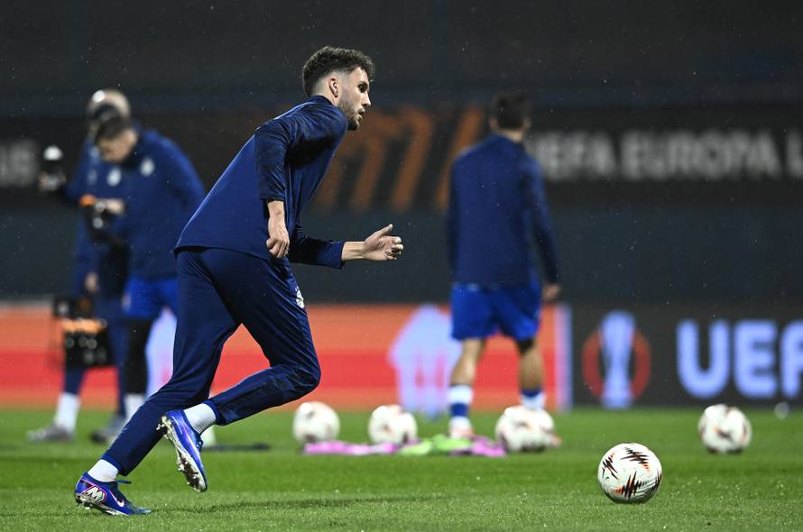 Zagreb: Zagrijavanje igrača uoči početka utakmice Dinamo - Genk 