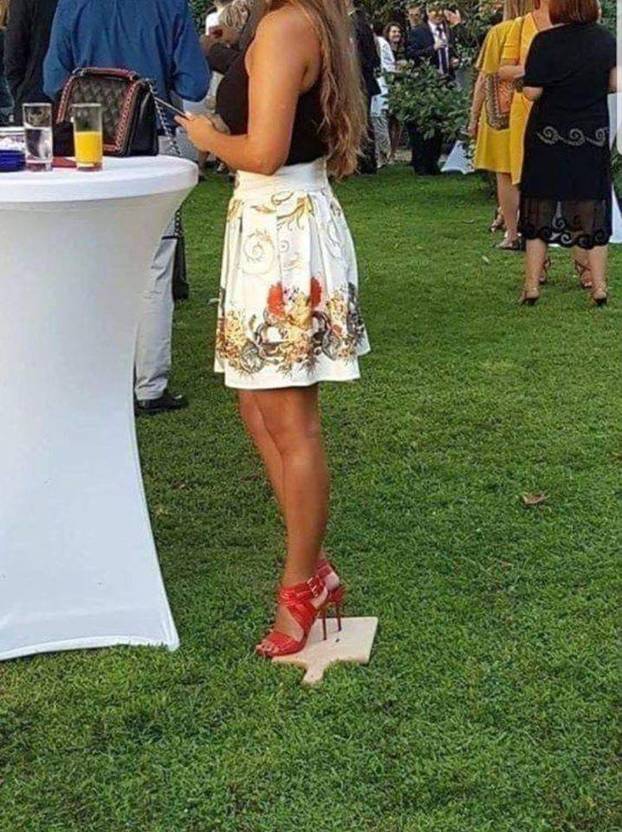 FOTO Urnebesne fotke sa svadbi na Balkanu: Od čupanja kose za buket i 'minjaka' do interventne