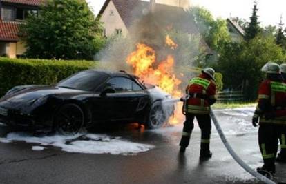 Prototip novog Porschea 911 zapalio se na probnoj vožnji