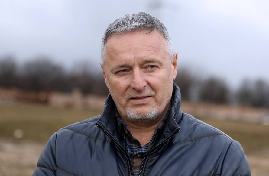 Milenijska fotografija Šime Strikomana povodom obljetnice prve objave pjesme bojna Čavoglave