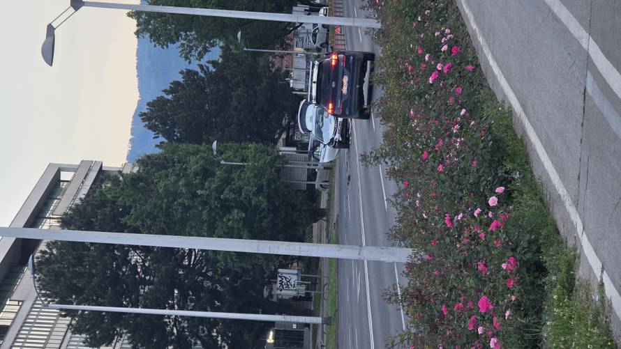 FOTO Nesreća u centru Zagreba: Sudarila se dva automobila...