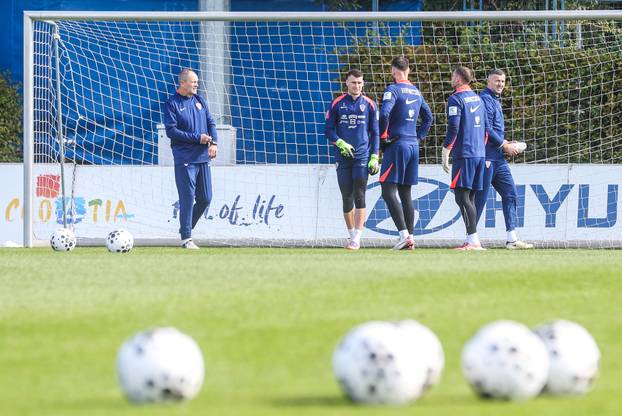 Zagreb: Hrvatska nogometna reprezentacija na treningu u Maksimiru