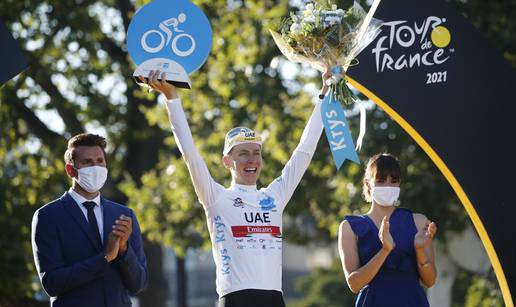 Slovenija opet slavi titulu: Tadej Pogačar obranio Tour de France!