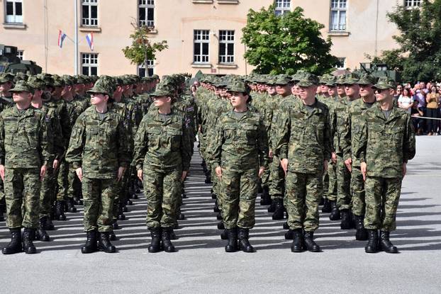 Požega: Svečana prisega ročnika na temeljnom vojnom osposobljavanju