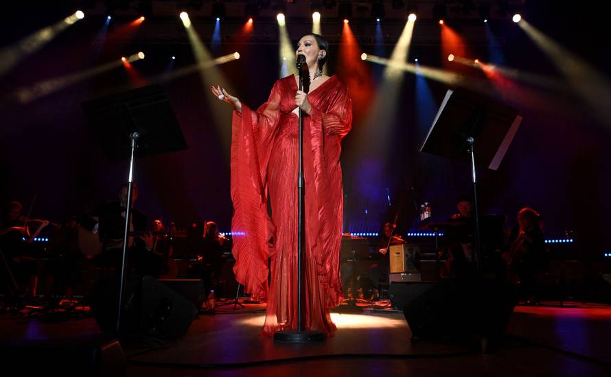 Zagreb: Nina Badrić održala koncert u Lisinskom