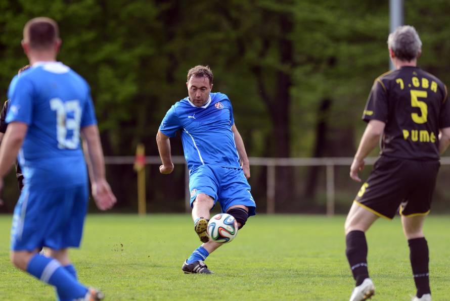 Gojanec: Humanitarna utakmica, veterani 7. gardijske brigade Puma - veterani GNK Dinamo, 1:2