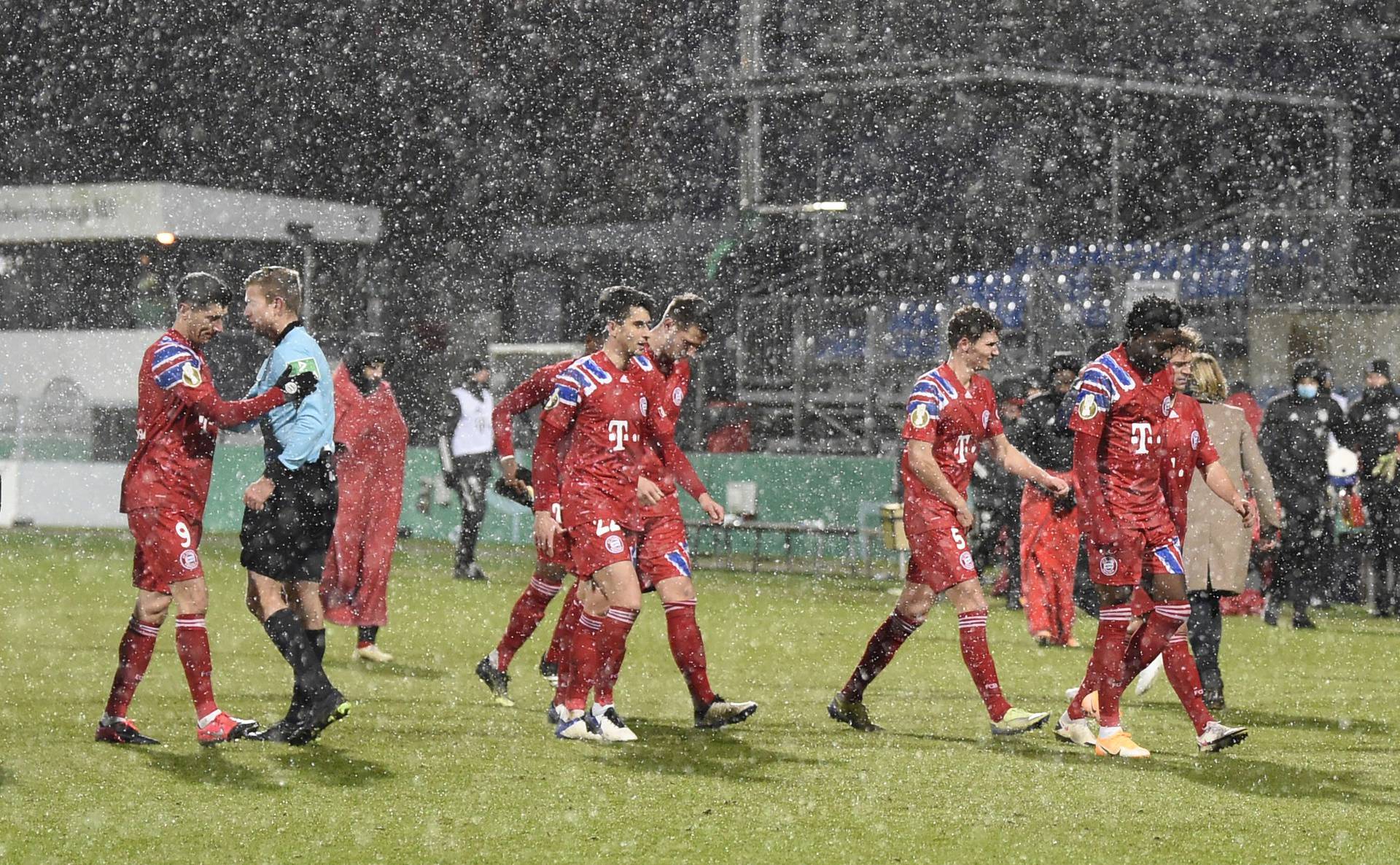 DFB Cup - Second Round - Holstein Kiel v Bayern Munich