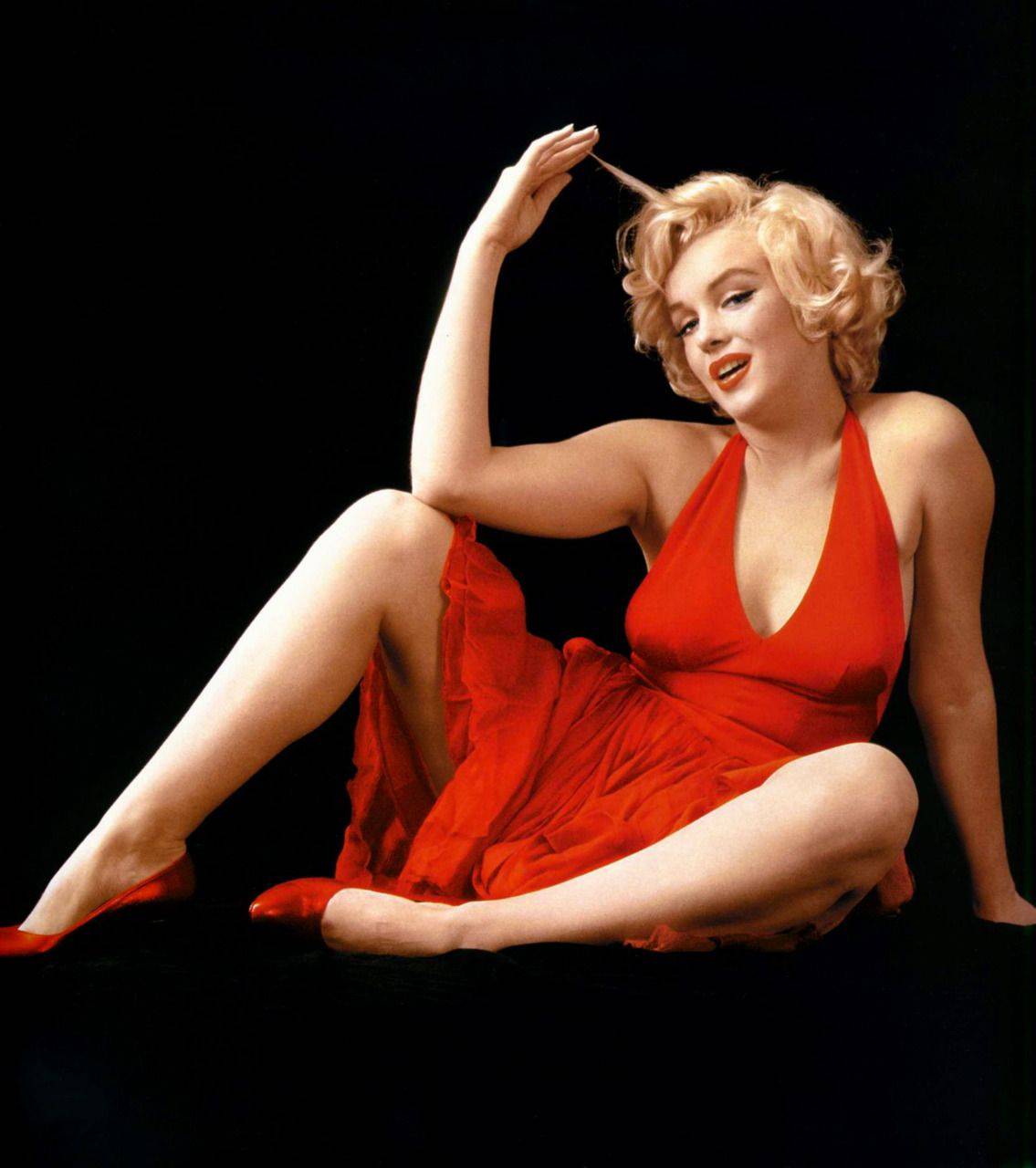 Obožavatelji se 'tuku' za kosu Marilyn Monroe i Gagine nokte