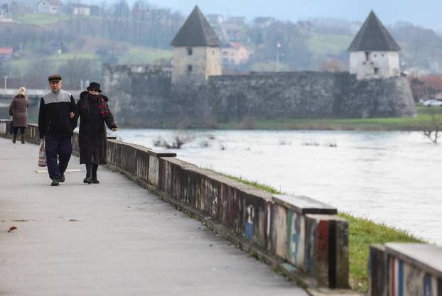 Grad Hrvatska Kostajnica za vrijeme pandemije koronavirusa