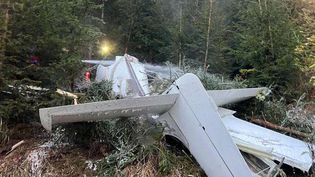 Mali zrakoplov koji je letio iz Zagreba srušio se u Austriji: U nesreći poginule četiri osobe...