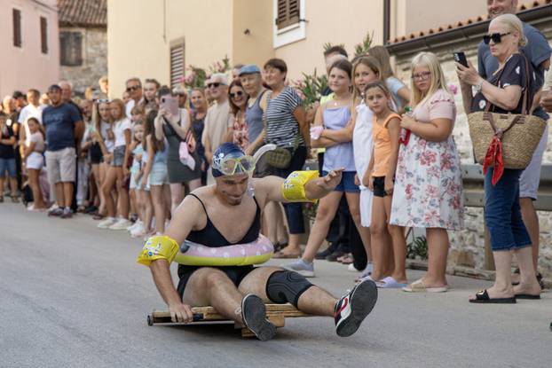 Zabavni program na tradicionalnoj Fešti od puži