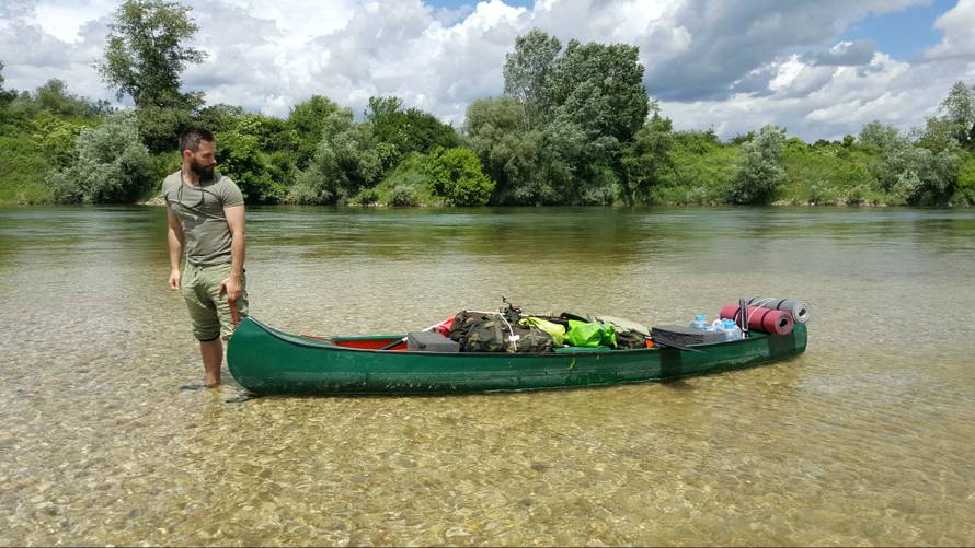 Pustolovina života: Sjeli su u kanu i  11 dana veslali Savom