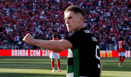 Zvijezda pobjesnila na svoj klub: Poku&scaron;ava ih natjerati da ga prodaju u Manchester United