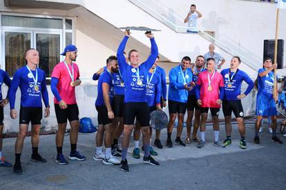 Na Maratonu lađa na Neretvi slavila ekipa Stabline, pala i prosidba
