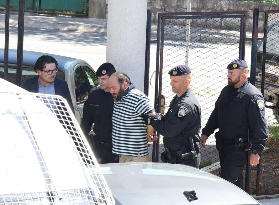 Šibenik: Privođenje Kristijana Aleksića, osumnjičenog za ubojstvo 19-godišnjaka