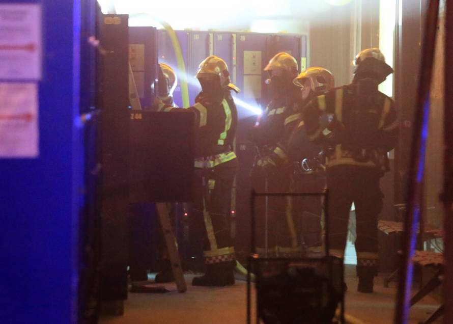 Zagreb: Vatrogasci gase poÅ¾ar na Glavnom kolodvoru