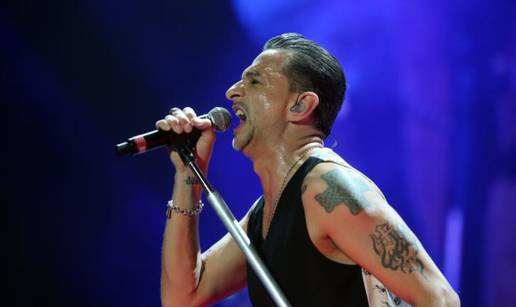 Depeche Mode dva su sata pjevali pred 15.000 fanova