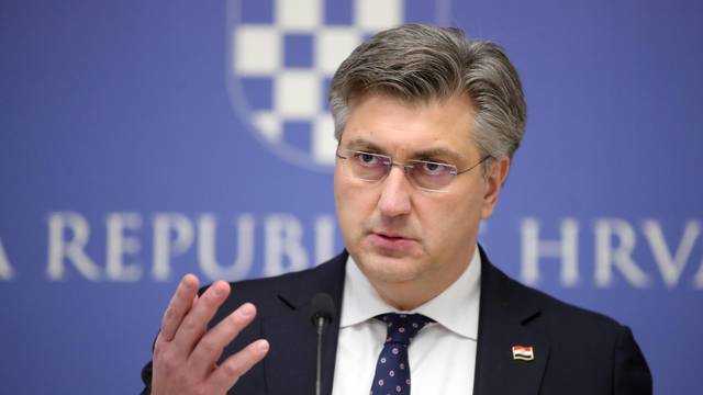 Zagreb: Andrej Plenković dao izjavu nakon sastanka vladajuće većine