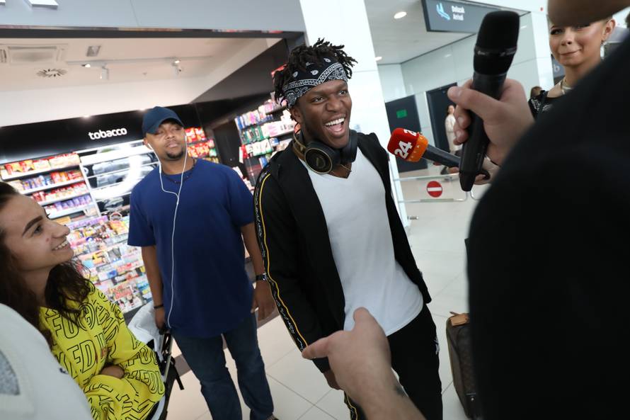 KSI oduševio krcatu Arenu: 'Trenutno sam slobodan dečko'